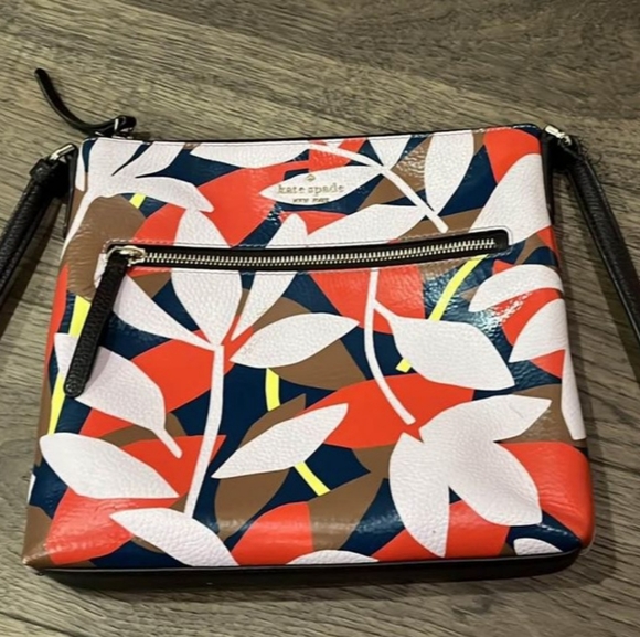 Sale KATE ♠️ SPADE ♠️ purse🎄 - Picture 4 of 6